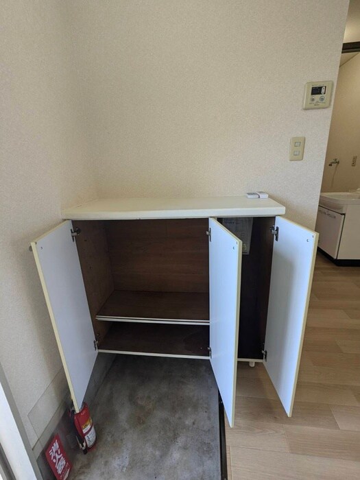 物件内観写真19　(靴箱)