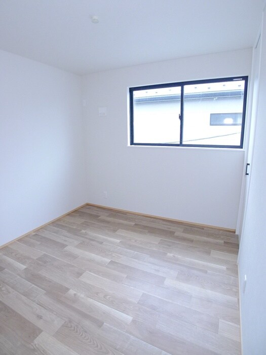 物件内観写真22　(居室)