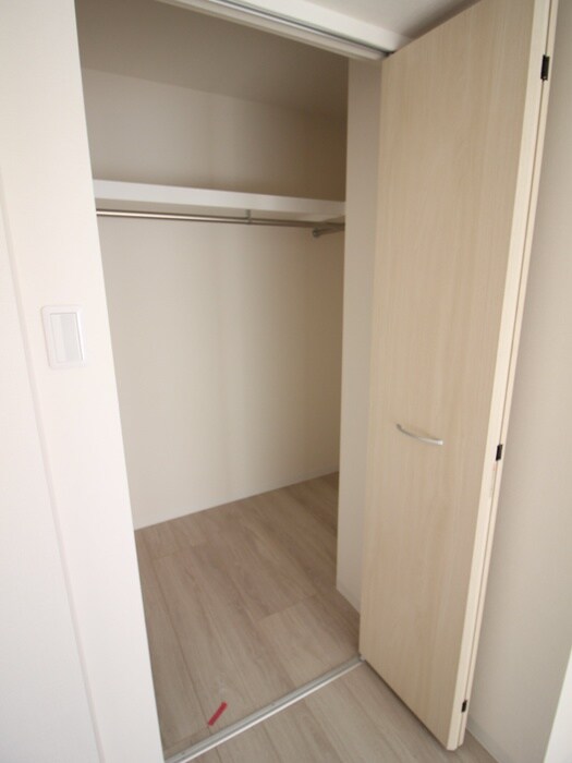物件内観写真12　(収納)