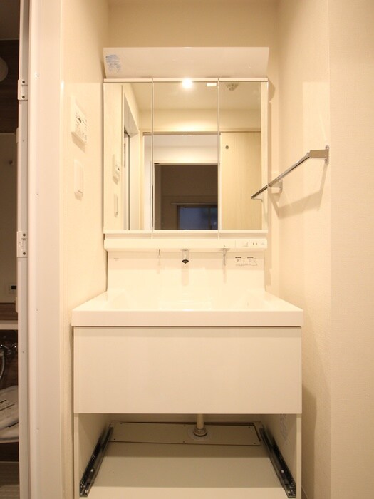 物件内観写真14　(洗面)