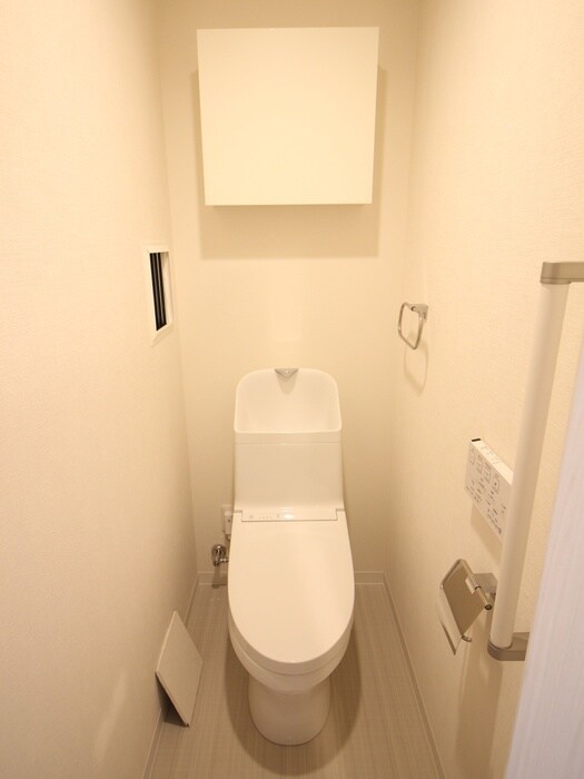 物件内観写真15　(トイレ)