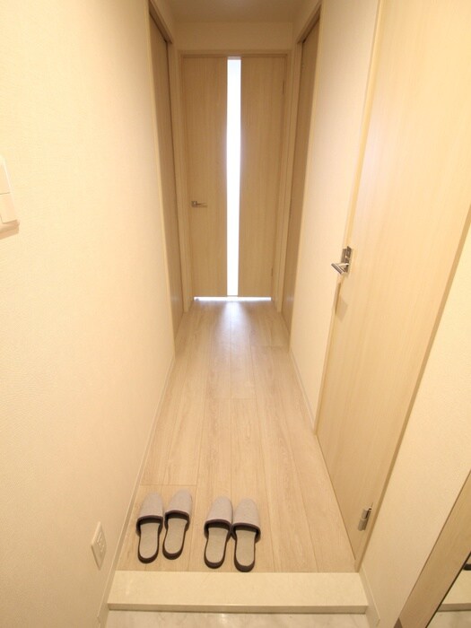 物件内観写真18　(廊下)