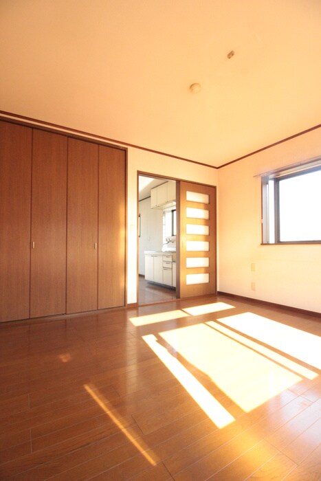 物件内観写真7　(居室)