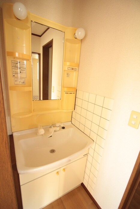 物件内観写真10　(洗面)