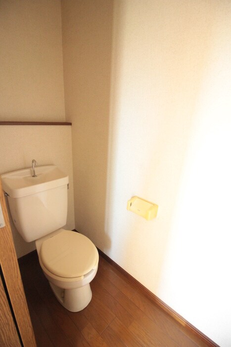 物件内観写真11　(トイレ)