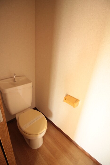 物件内観写真11　(トイレ)