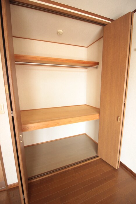 物件内観写真13　(収納)