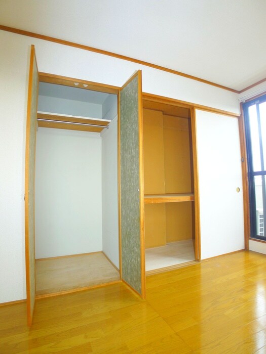 物件内観写真10　(収納)