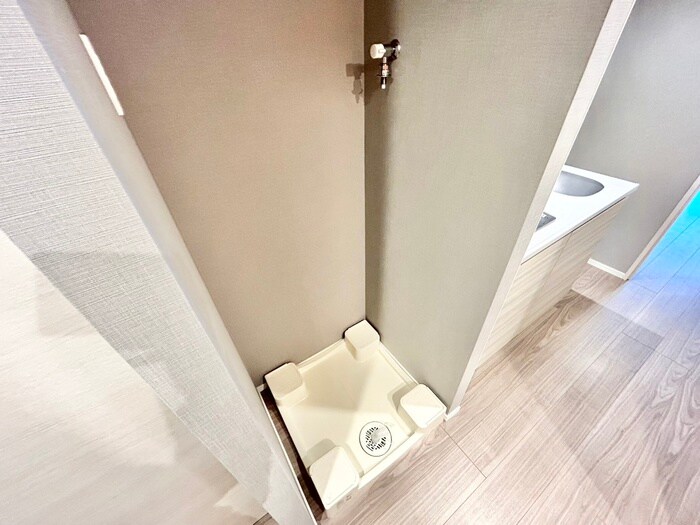 物件内観写真12　(洗濯機置場)