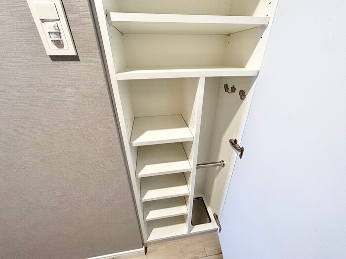物件内観写真14　(靴箱)