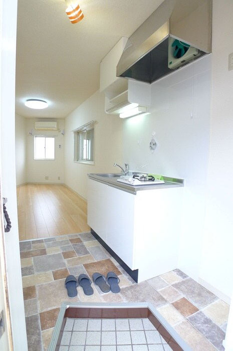 物件内観写真8　(玄関)