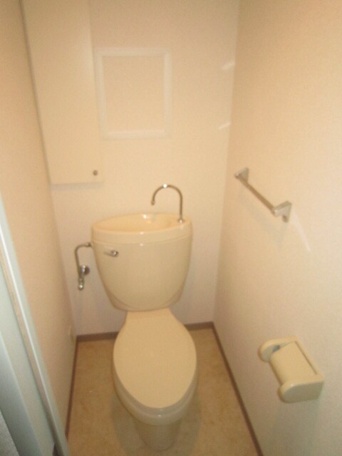 物件内観写真9　(トイレ)