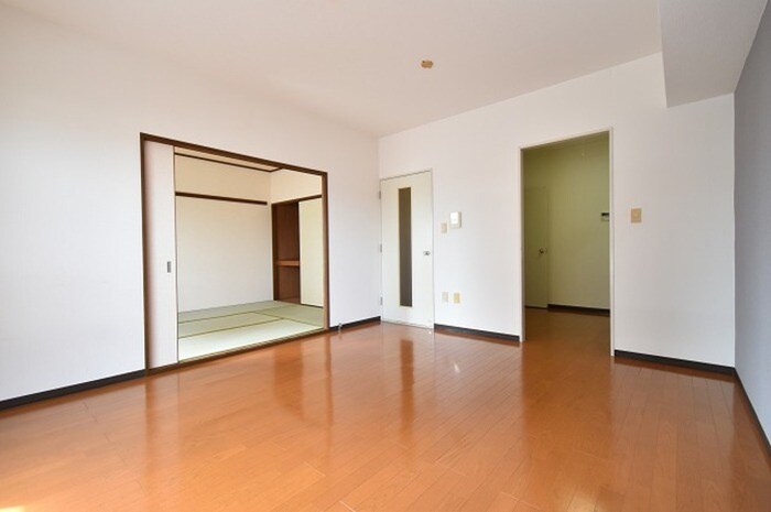 物件内観写真7　(居室)