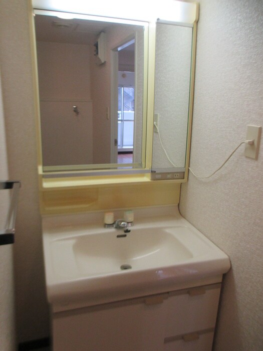 物件内観写真10　(洗面)