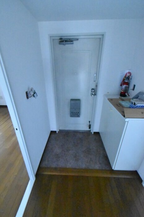 物件内観写真14　(玄関)