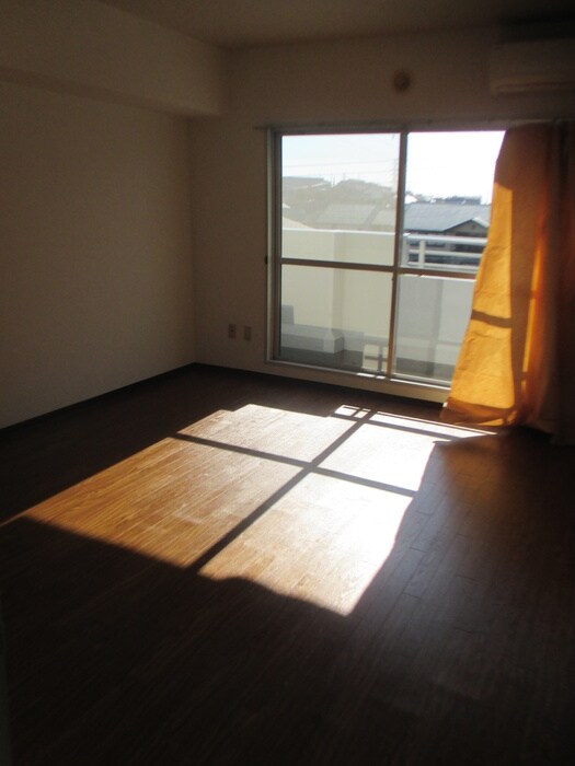 物件内観写真15　(居室)