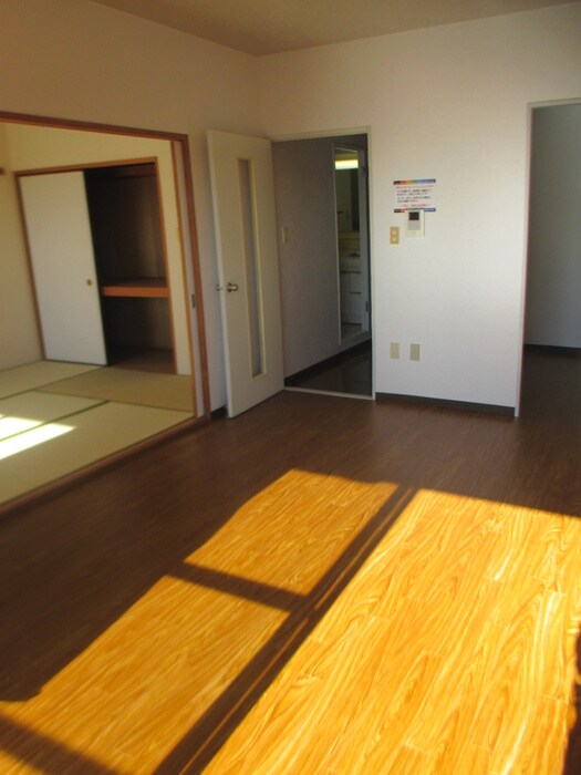 物件内観写真16　(居室)