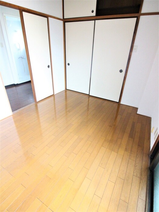 物件内観写真5　(居室)