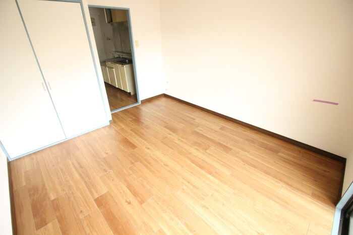 物件内観写真9　(居室)