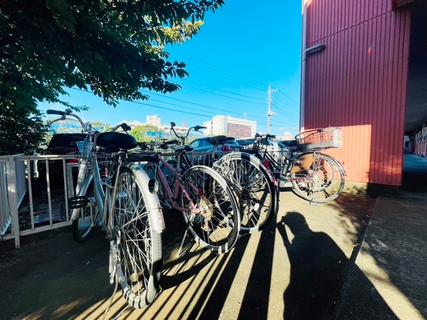 バイク置き場