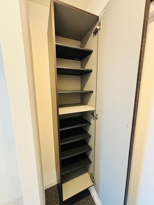 物件内観写真17　(靴箱)