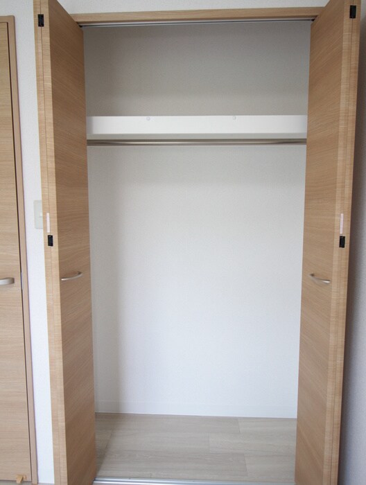 物件内観写真6　(収納)