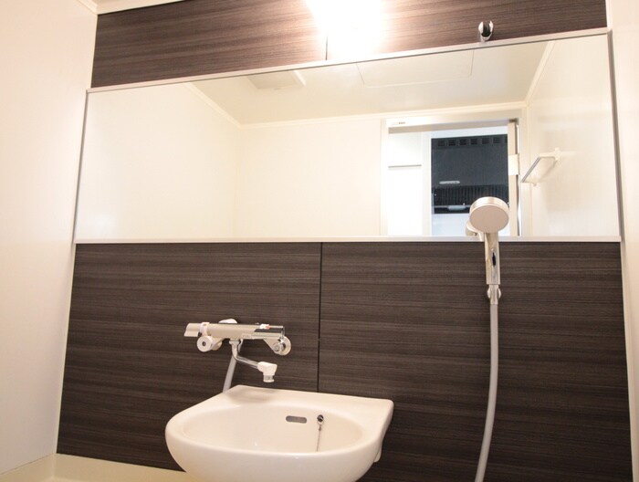 物件内観写真11　(洗面)