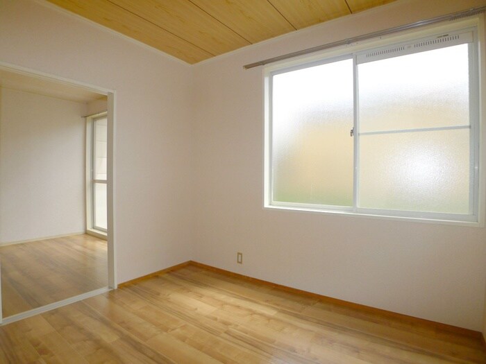 物件内観写真17　(居室)