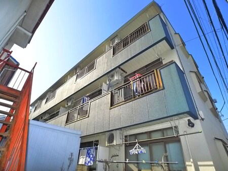 鵜澤マンション外観写真