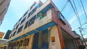 ゴ－ルドマンション外観写真