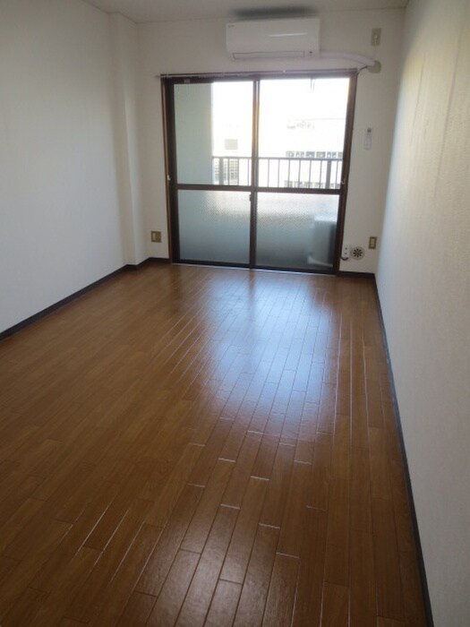 物件内観写真10　(内観写真)