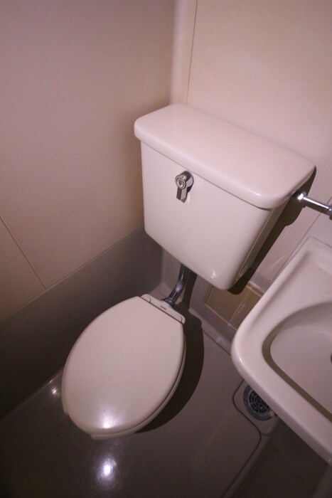 物件内観写真13　(トイレ)