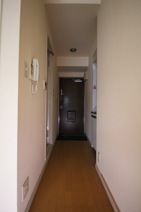 物件内観写真18　(廊下)