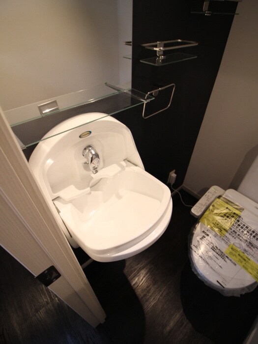 物件内観写真9　(洗面)