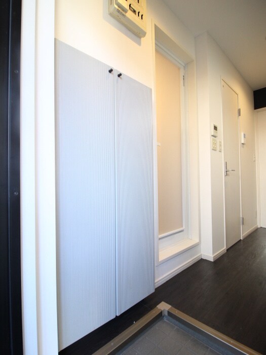 物件内観写真13　(靴箱)