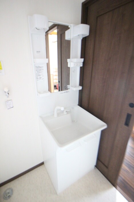 物件内観写真10　(洗面)