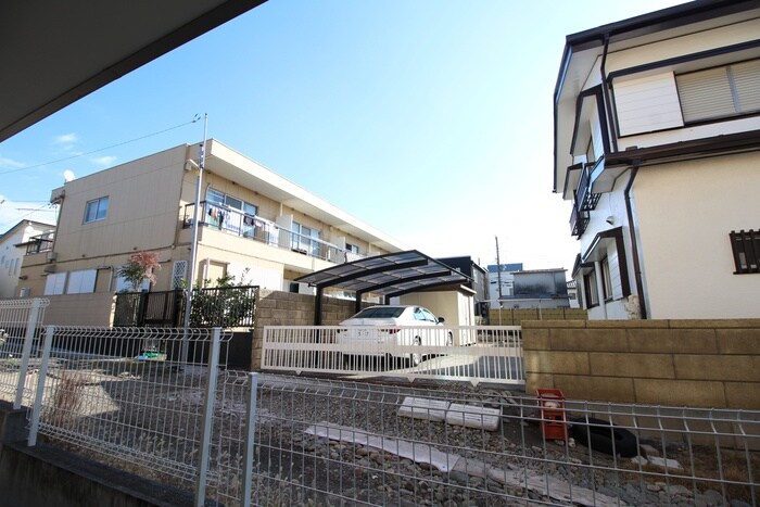 物件内観写真15　(室内からの展望)