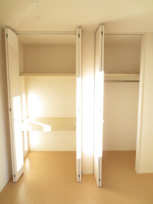 物件内観写真14　(収納)