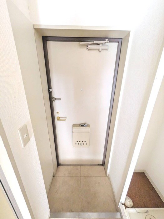 物件内観写真21　(玄関)