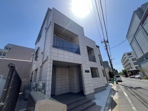 リヴァストン氷川台外観写真