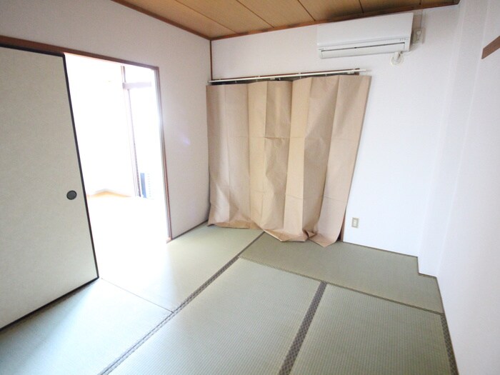 物件内観写真7　(居室)