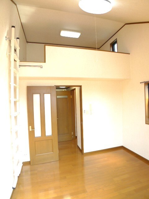 物件内観写真7　(ロフト)