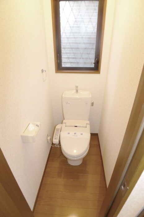 物件内観写真12　(トイレ)