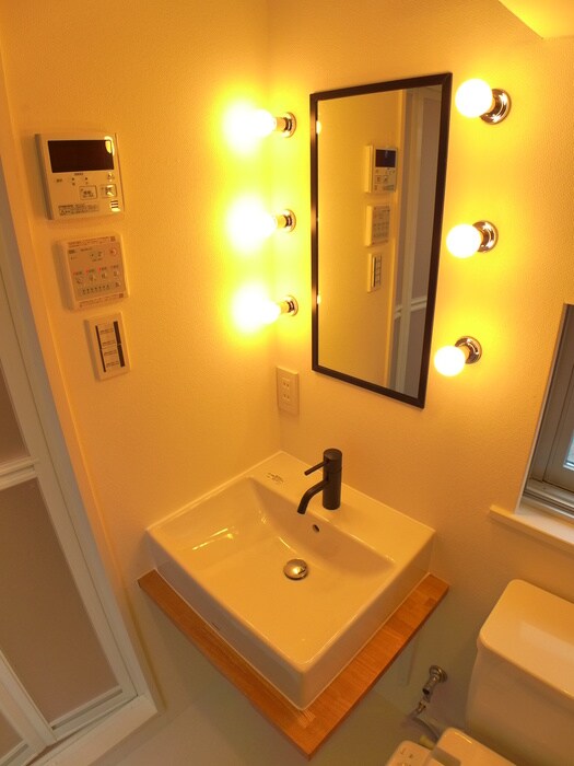 物件内観写真9　(洗面)