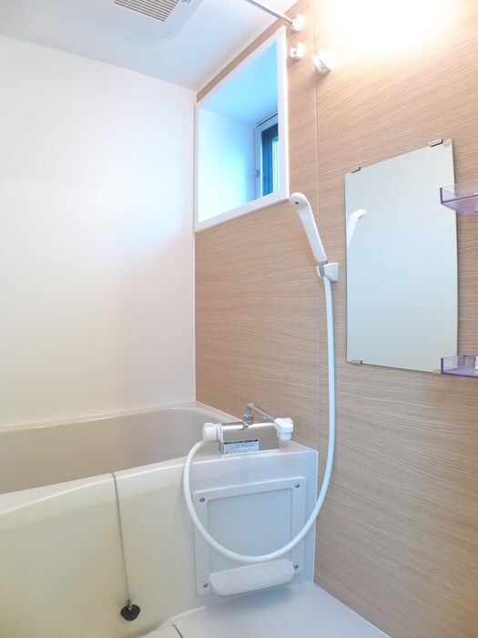 物件内観写真10　(バス／シャワールーム等)