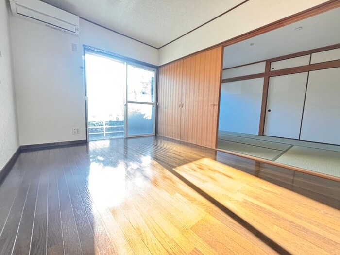 物件内観写真8　(居室)