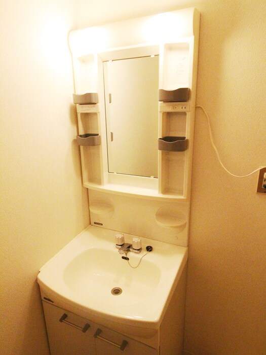 物件内観写真13　(洗面)