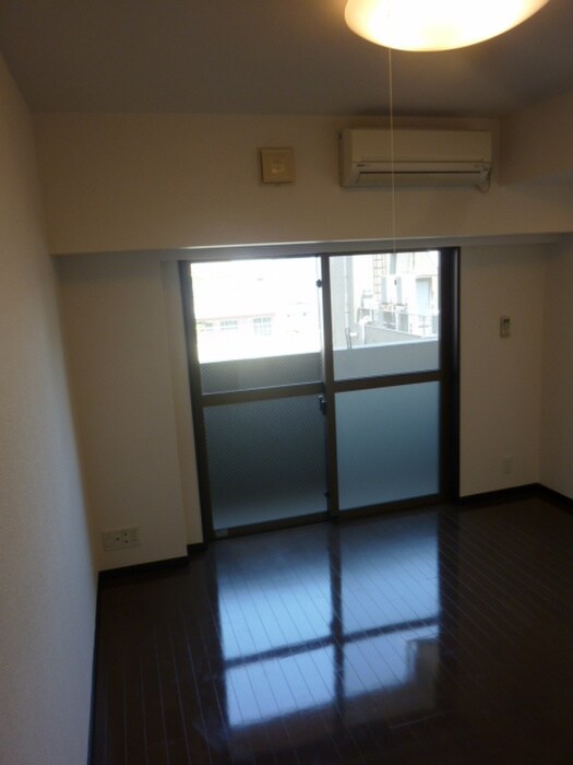 物件内観写真13　(居室)