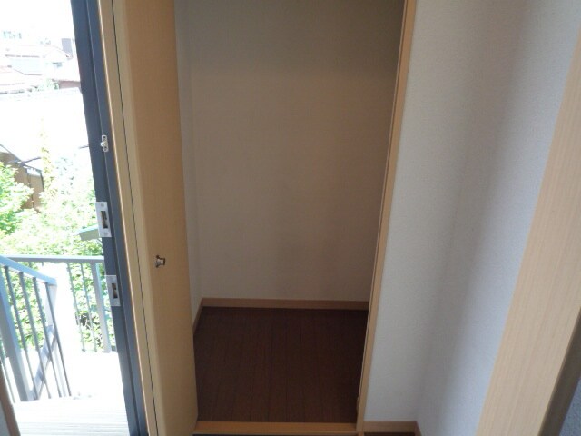 物件内観写真15　(収納)