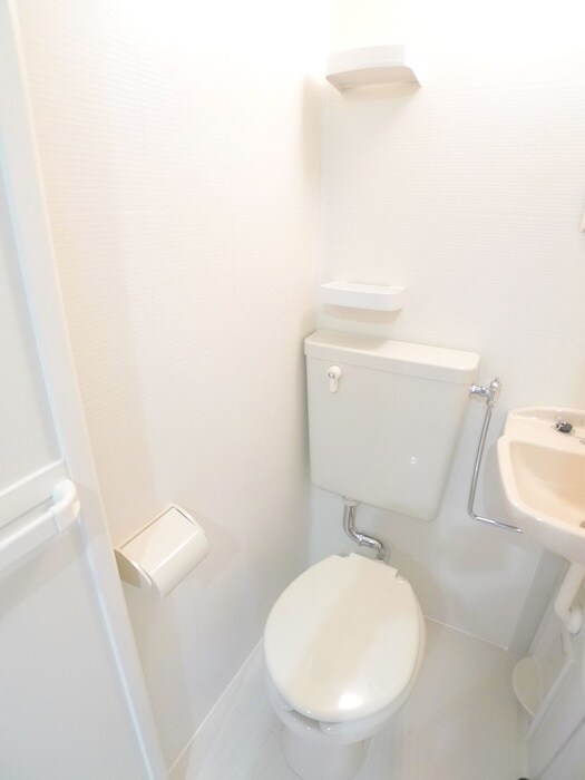 物件内観写真13　(トイレ)